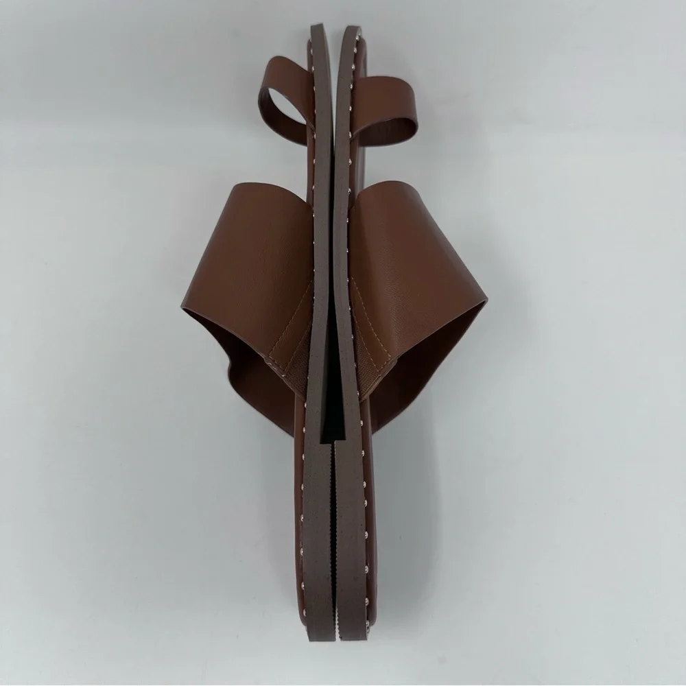 BCBGeneration Zinda Flat Sandal Flip Flop Faux Leather Vegan Camel Brown Size 10
